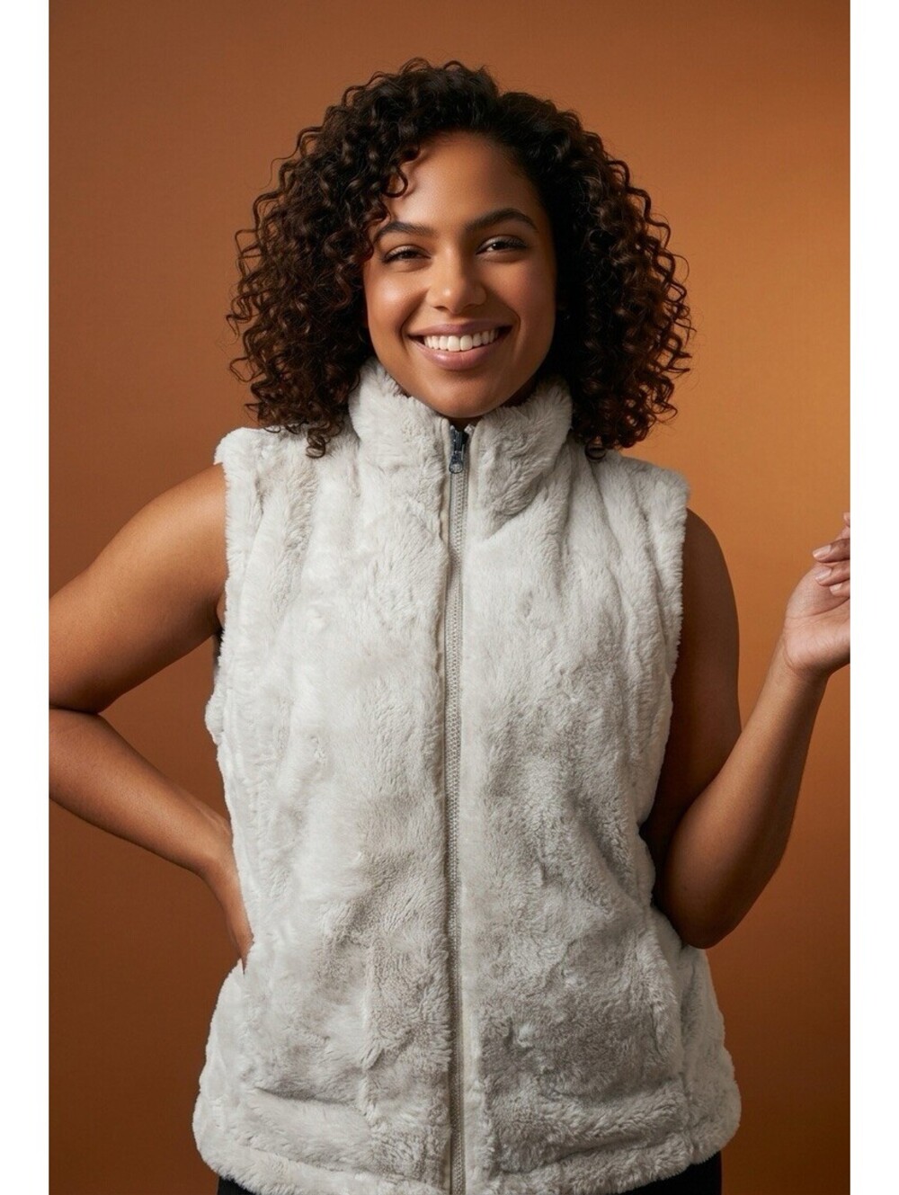Nicole Miller Original Womens XL White Faux Fur Reversible Vest Full Zip Pockets